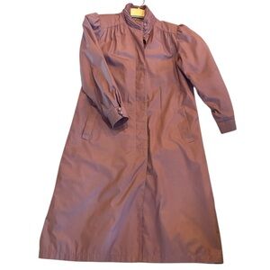 London Fog Trench VTG Rain Coat Long Sleeve Mauve Button Features Original Belt